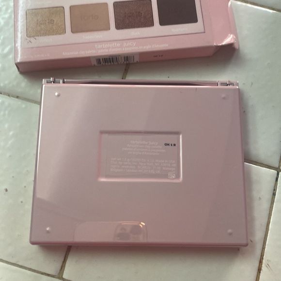 Tarte juicy Amazonian Clay Tartlette Palette- Juicy❤️ retail $45 - Picture 10 of 10